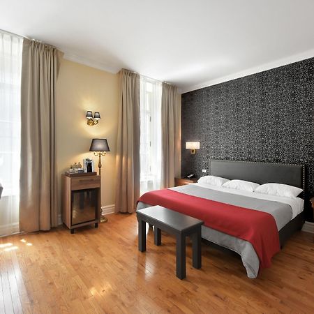 Hotel Bonaparte Монреал Екстериор снимка