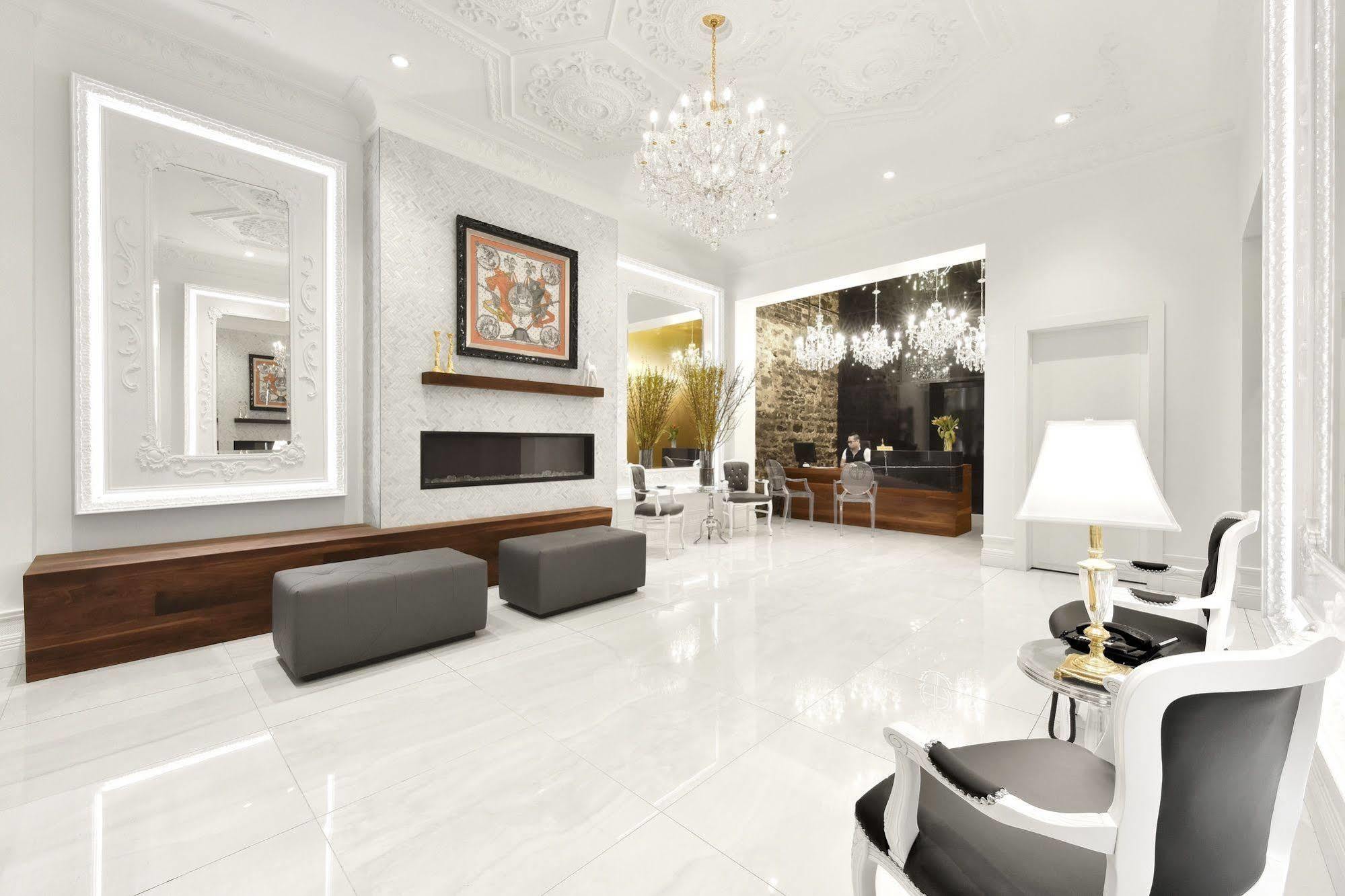 Hotel Bonaparte Монреал Екстериор снимка